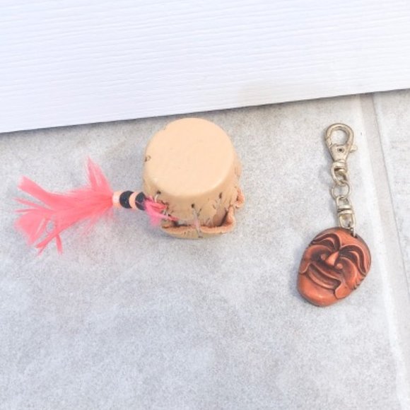 VINTAGE Korean Traditional Keychain and Drum Set Bundle - Picture 2 of 7